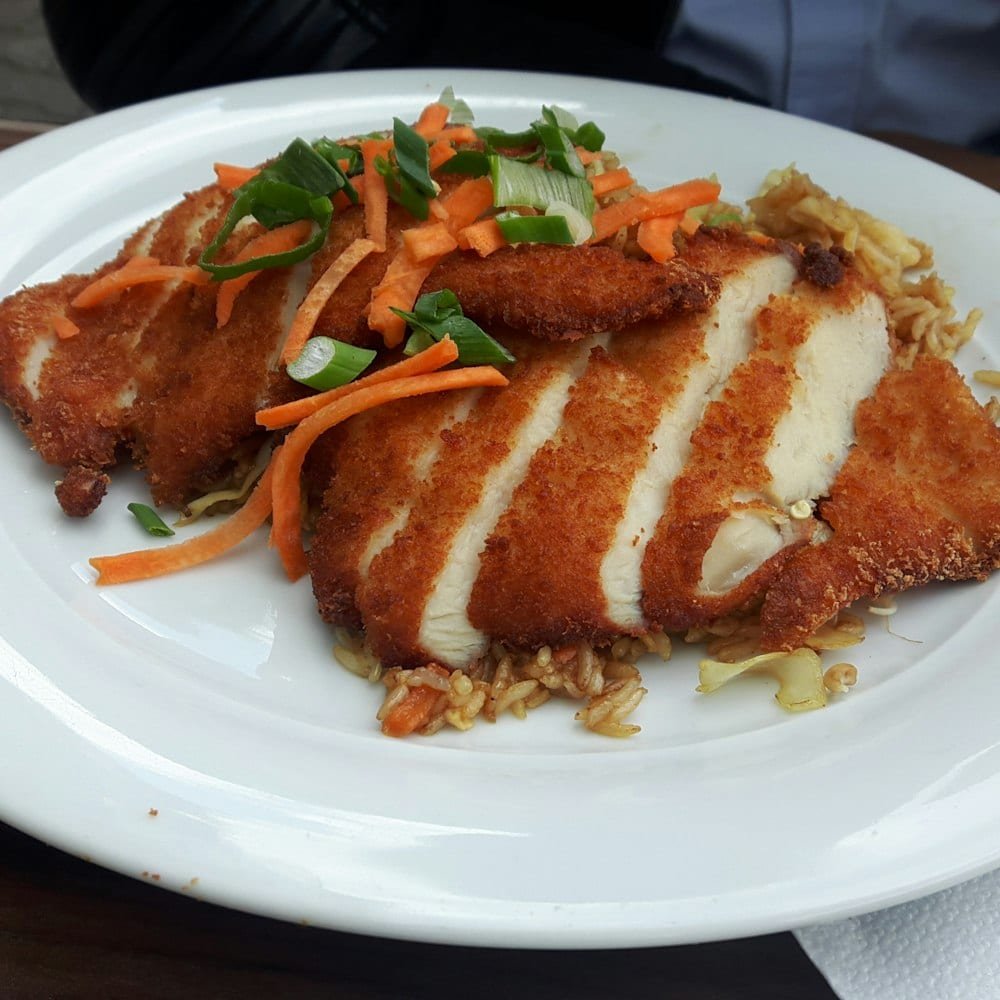 Milanese di pollo servita a fette